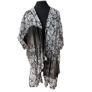 Bryn Walker Cotton Silk Chic Black and White Floral Kimono Oversized Small